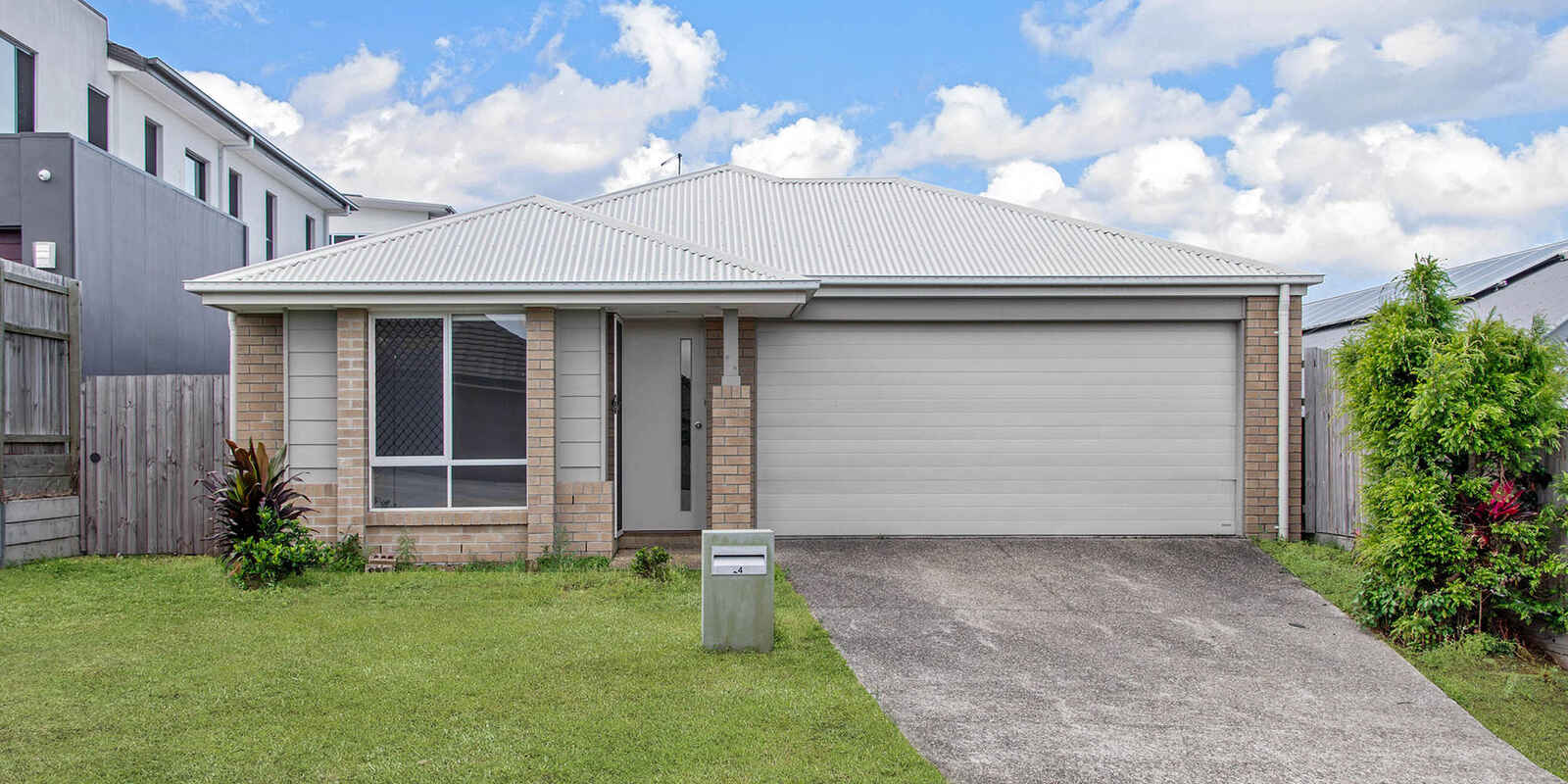 24 Elphinstone Street Doolandella 24 Elphinstone Street Doolandella