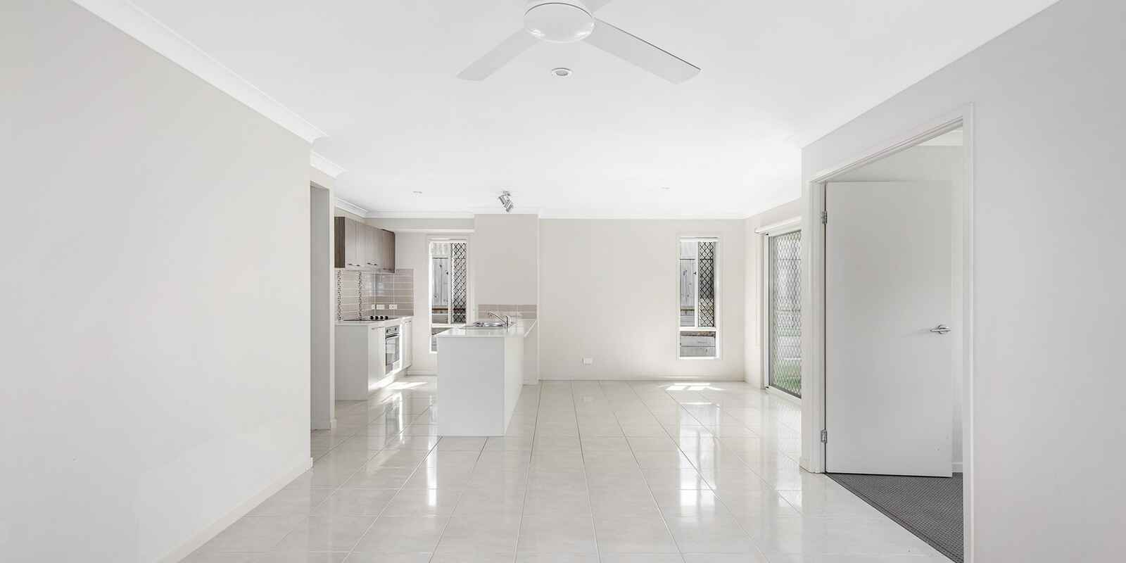 24 Elphinstone Street Doolandella 24 Elphinstone Street Doolandella