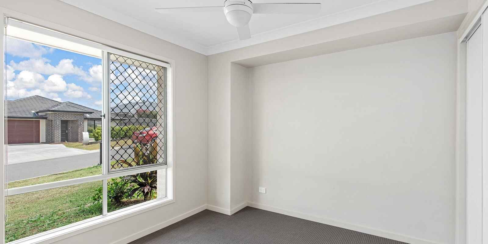 24 Elphinstone Street Doolandella 24 Elphinstone Street Doolandella