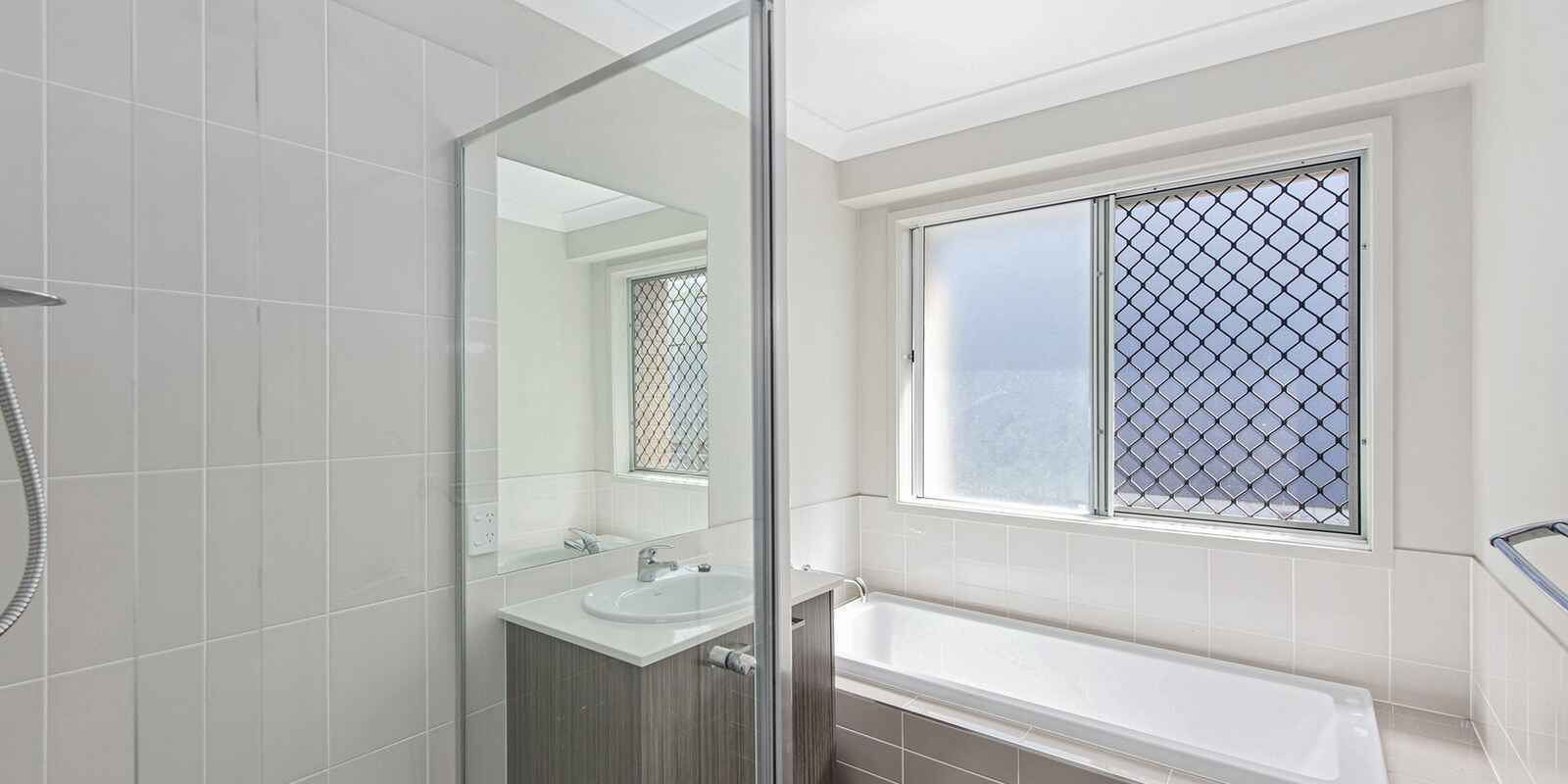 24 Elphinstone Street Doolandella 24 Elphinstone Street Doolandella