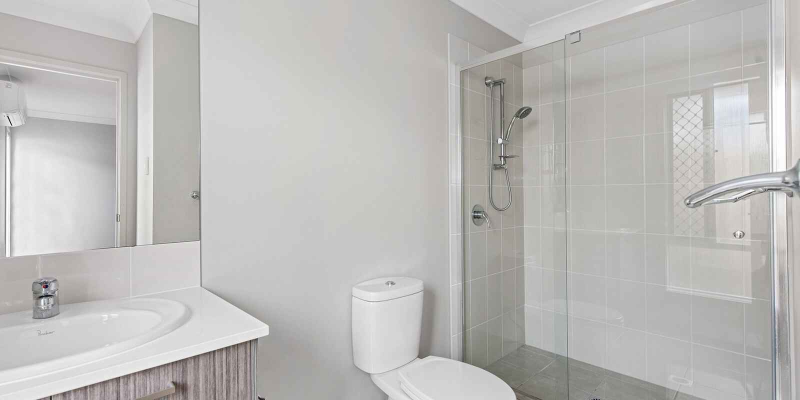 24 Elphinstone Street Doolandella 24 Elphinstone Street Doolandella