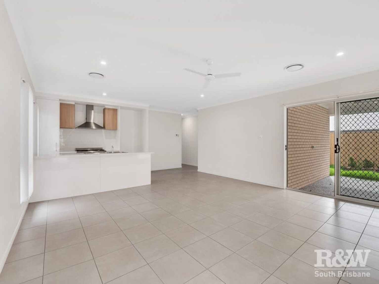 6 Bilson Street Pallara