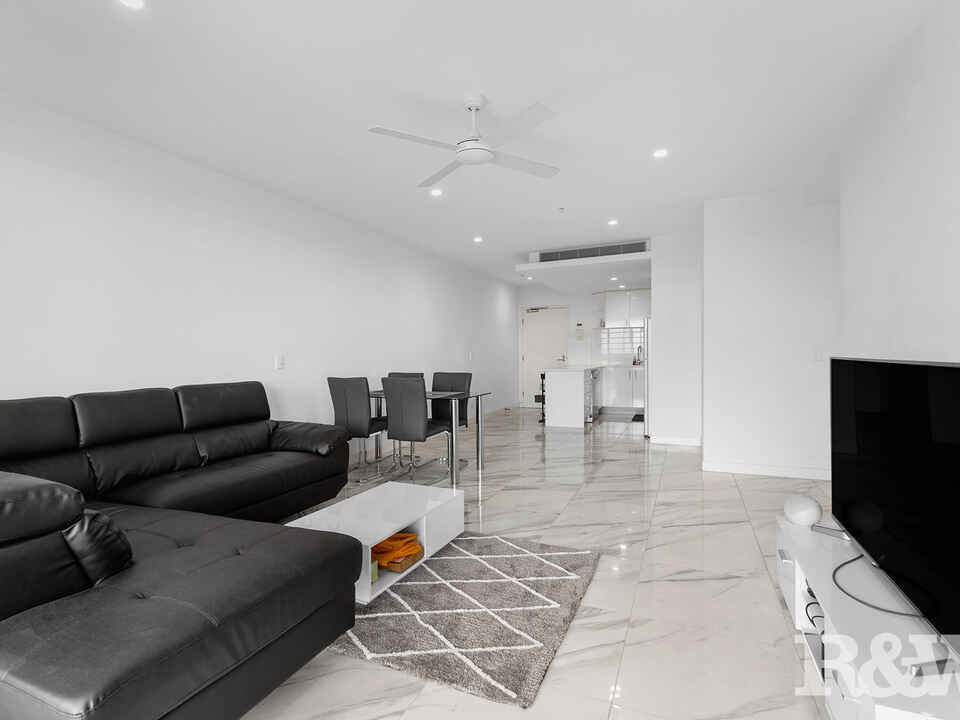 902/70 Carl Street Woolloongabba