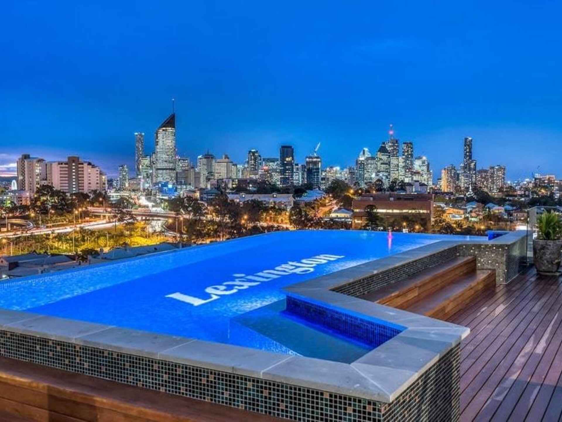 607/18 Hubert Street Woolloongabba
