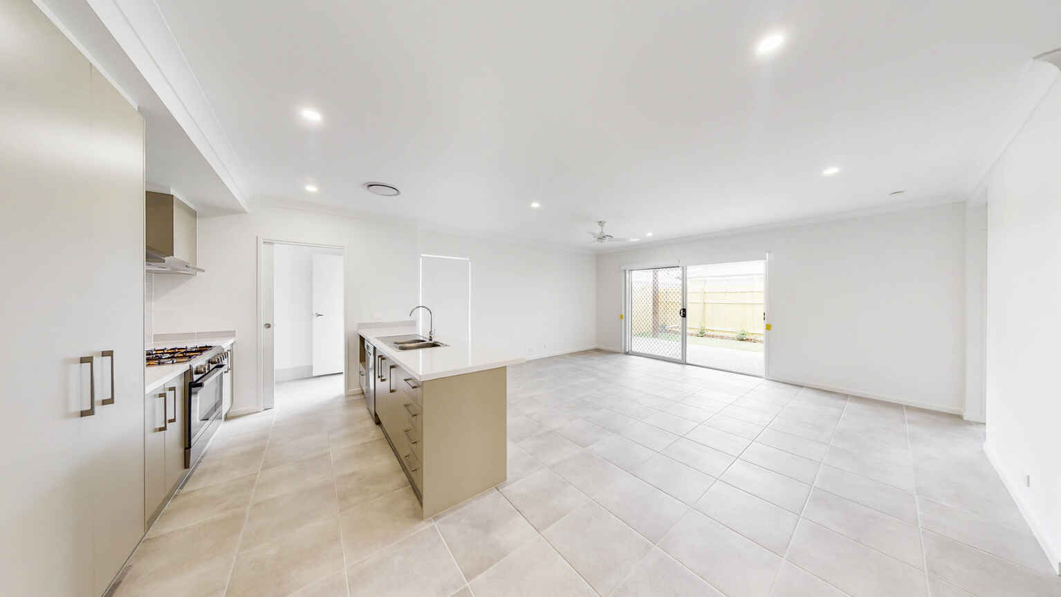 85 Hilltop Circuit Pallara