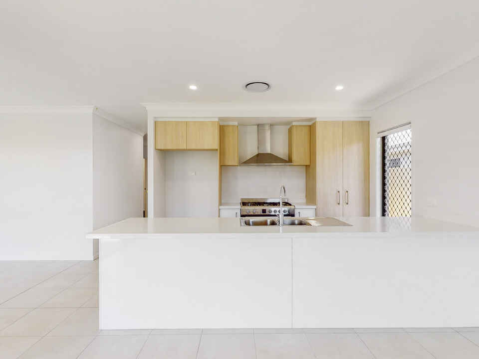 76 Bill Watson Way Pallara