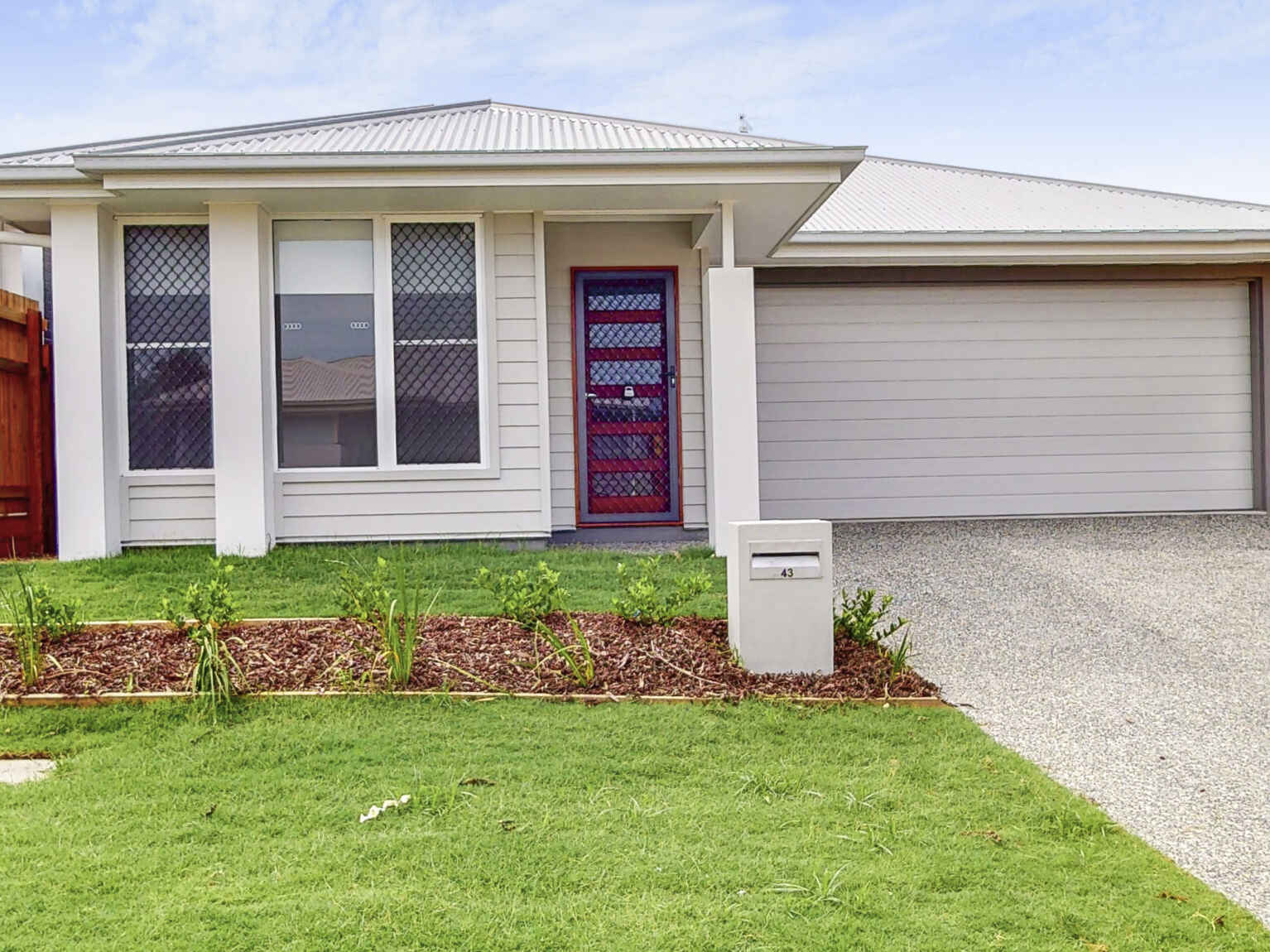 43 Hilltop Circuit Pallara