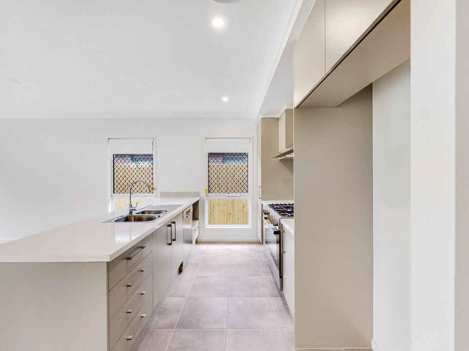 43 Hilltop Circuit Pallara