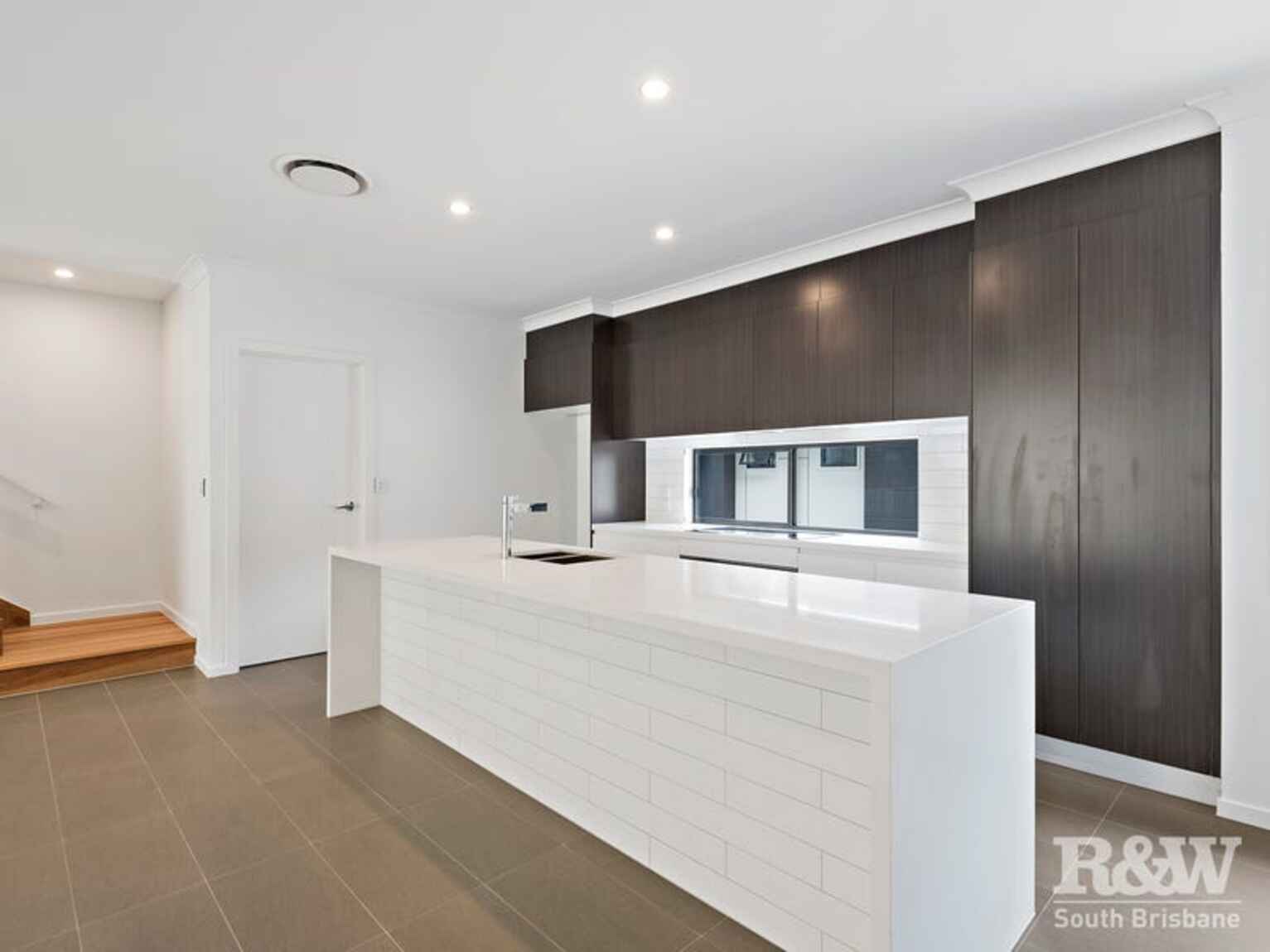 9/50 Norman Avenue Norman Park 9/50 Norman Avenue Norman Park