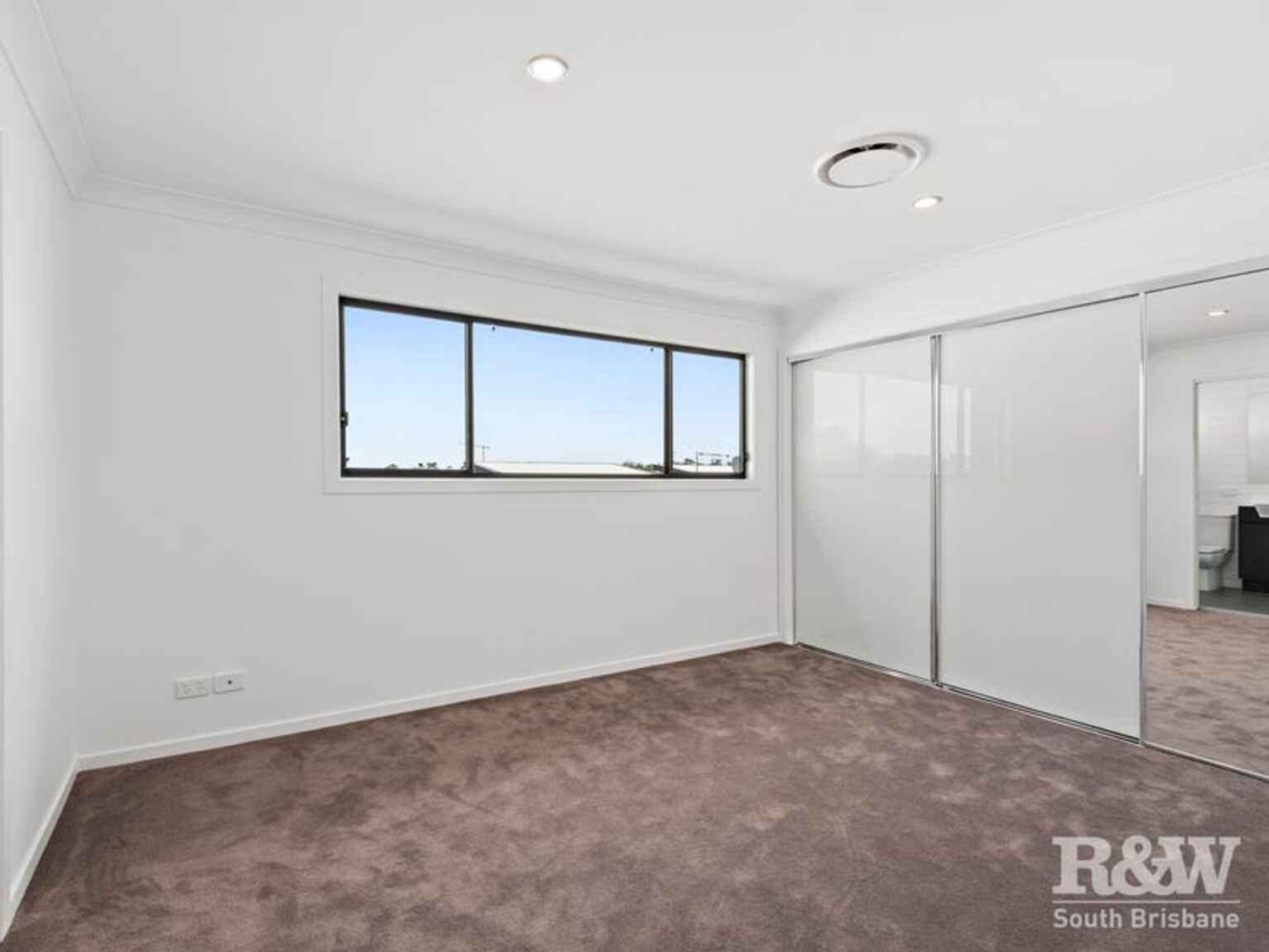 9/50 Norman Avenue Norman Park 9/50 Norman Avenue Norman Park