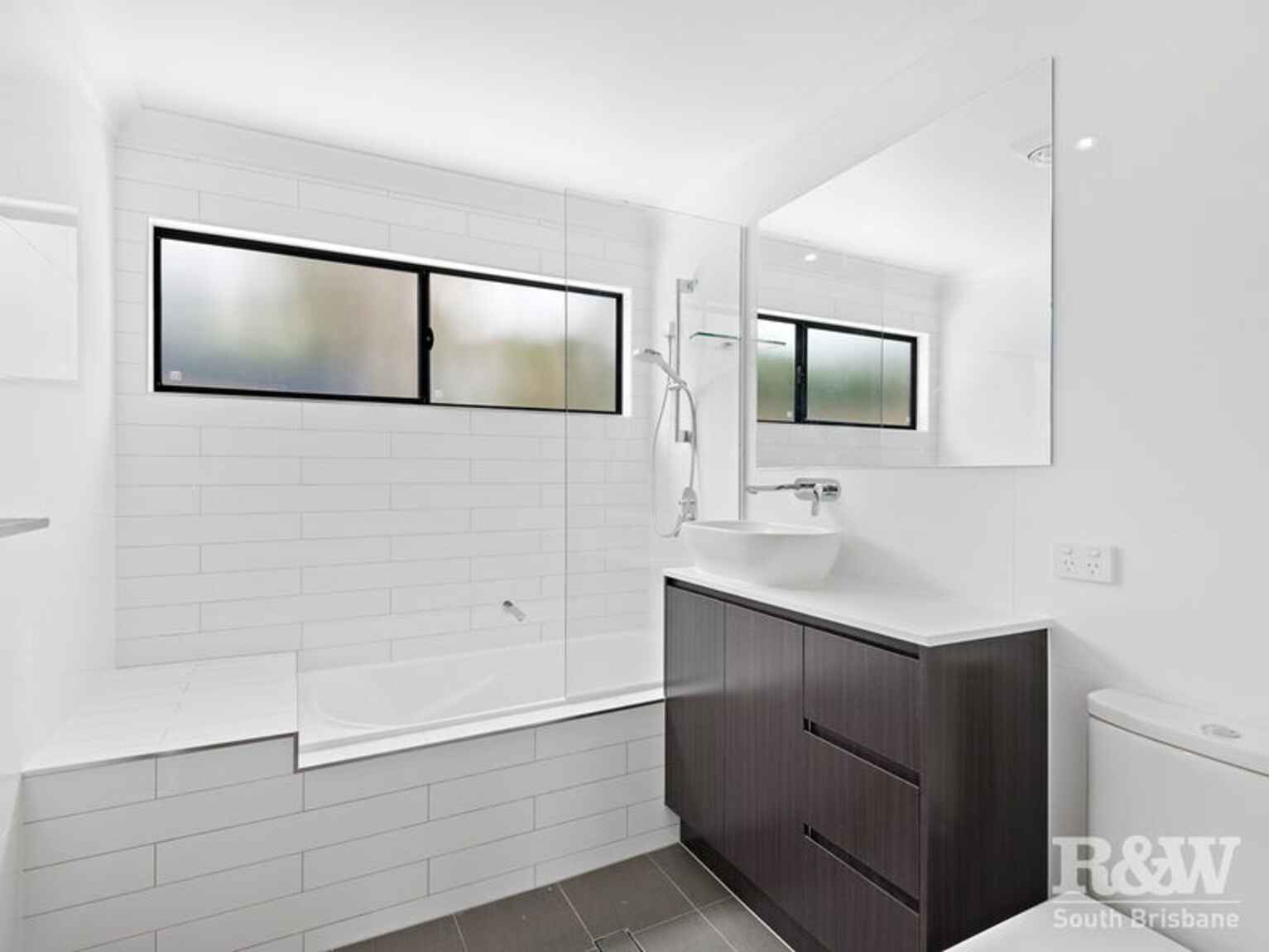 9/50 Norman Avenue Norman Park 9/50 Norman Avenue Norman Park