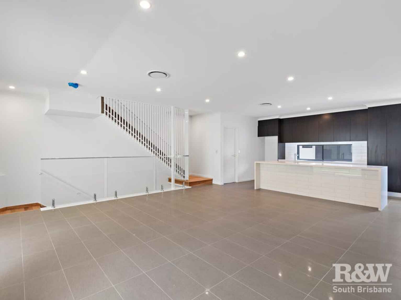 9/50 Norman Avenue Norman Park 9/50 Norman Avenue Norman Park