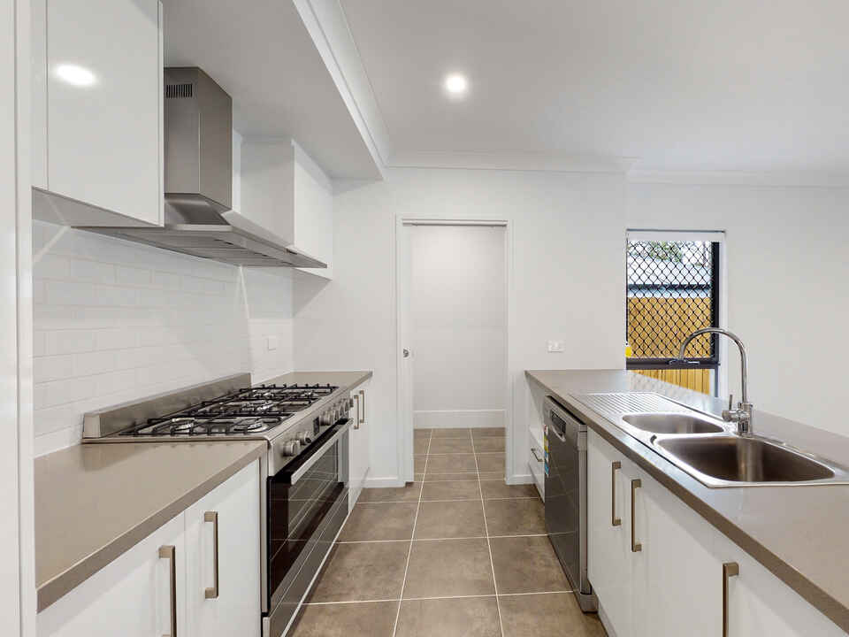 6 Viewpoint Street Pallara