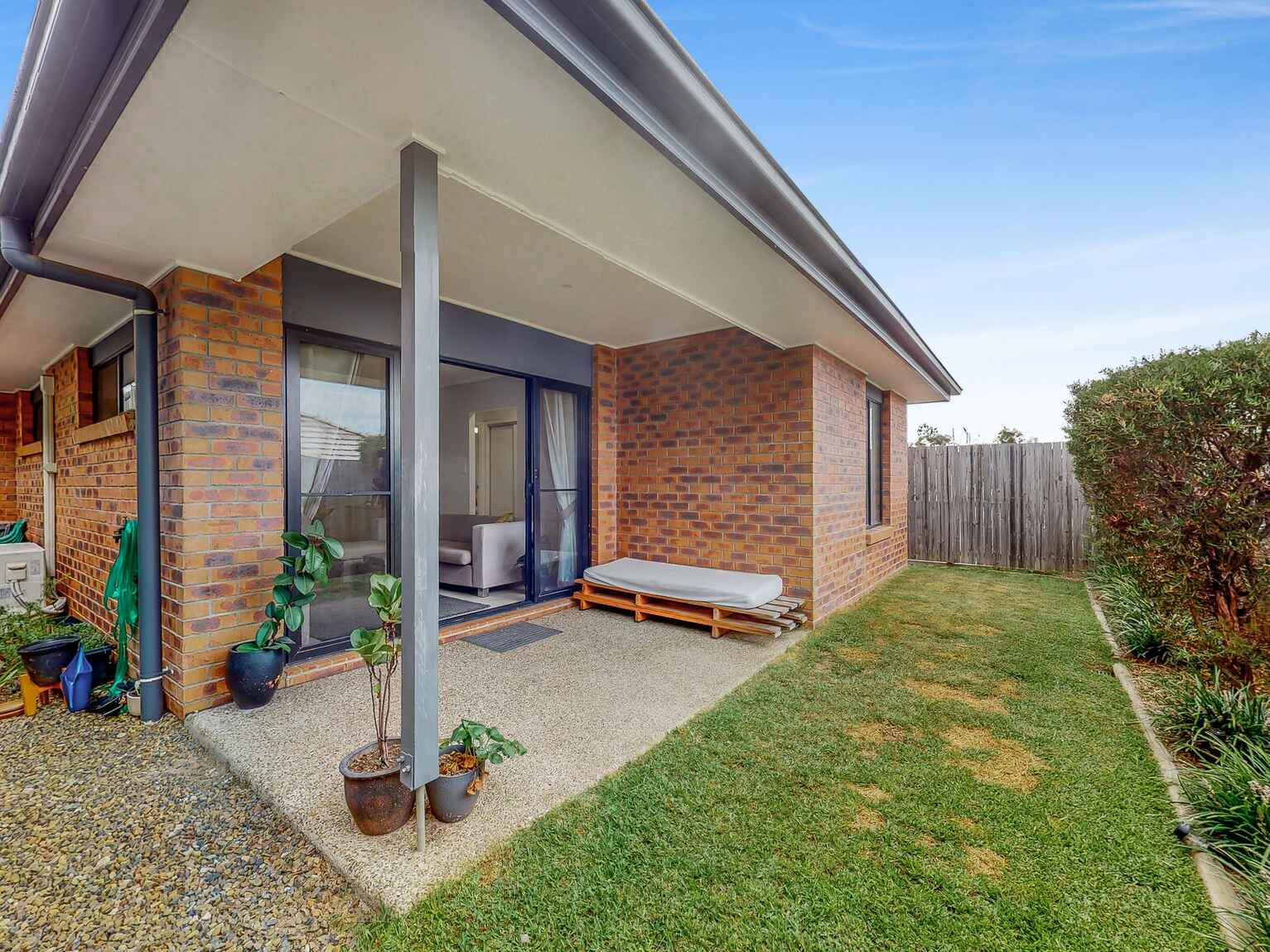 15 Mirage Avenue Springfield Lakes