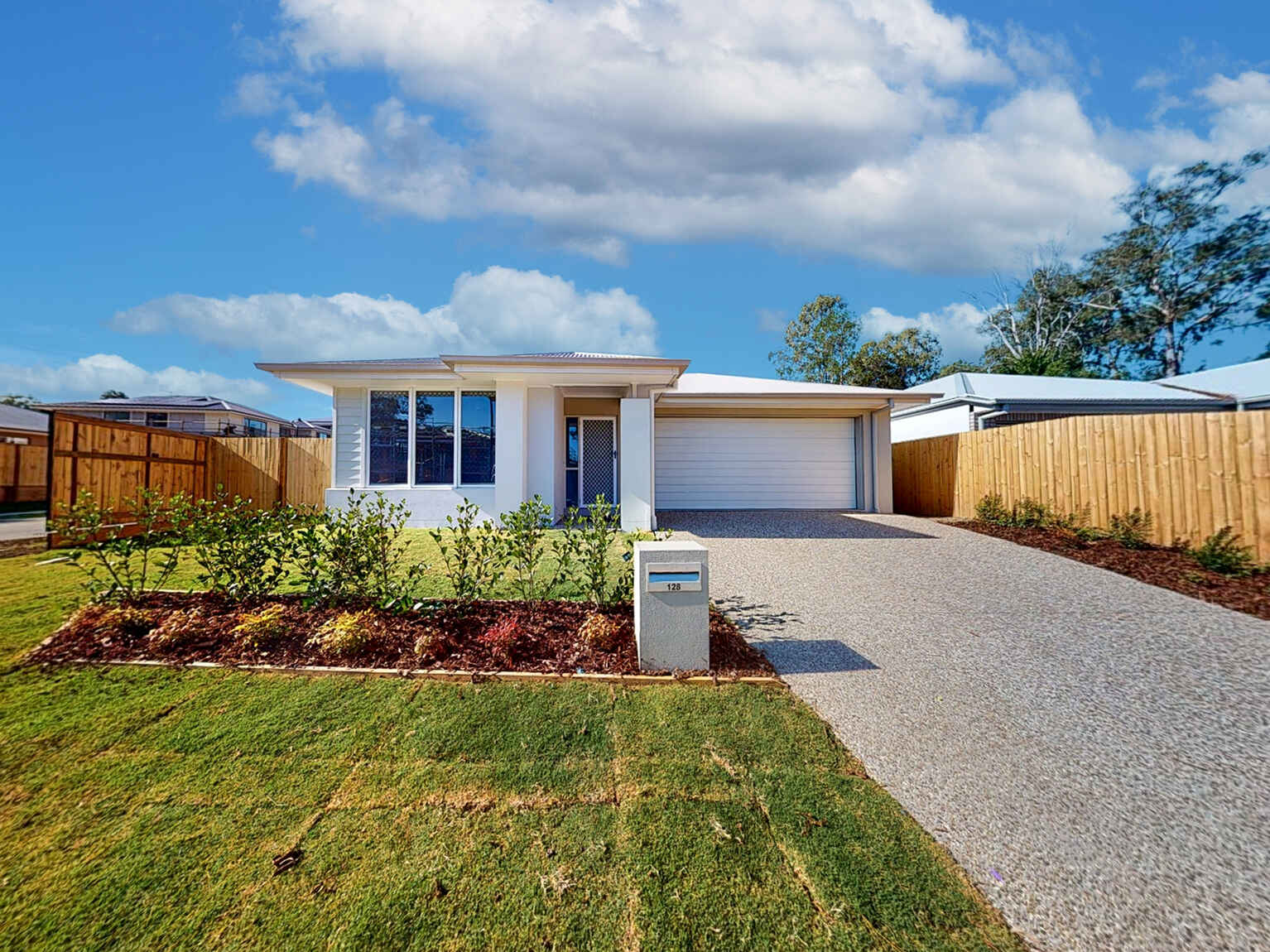 128 Bill Watson Way Pallara