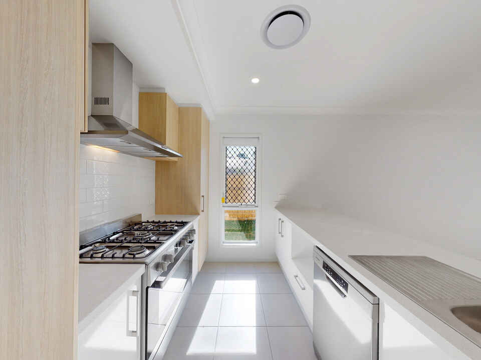 128 Bill Watson Way Pallara