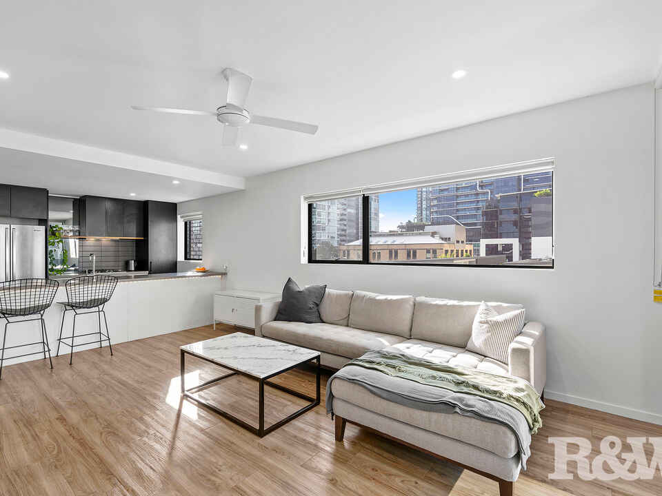 302/16 Masters Street Newstead