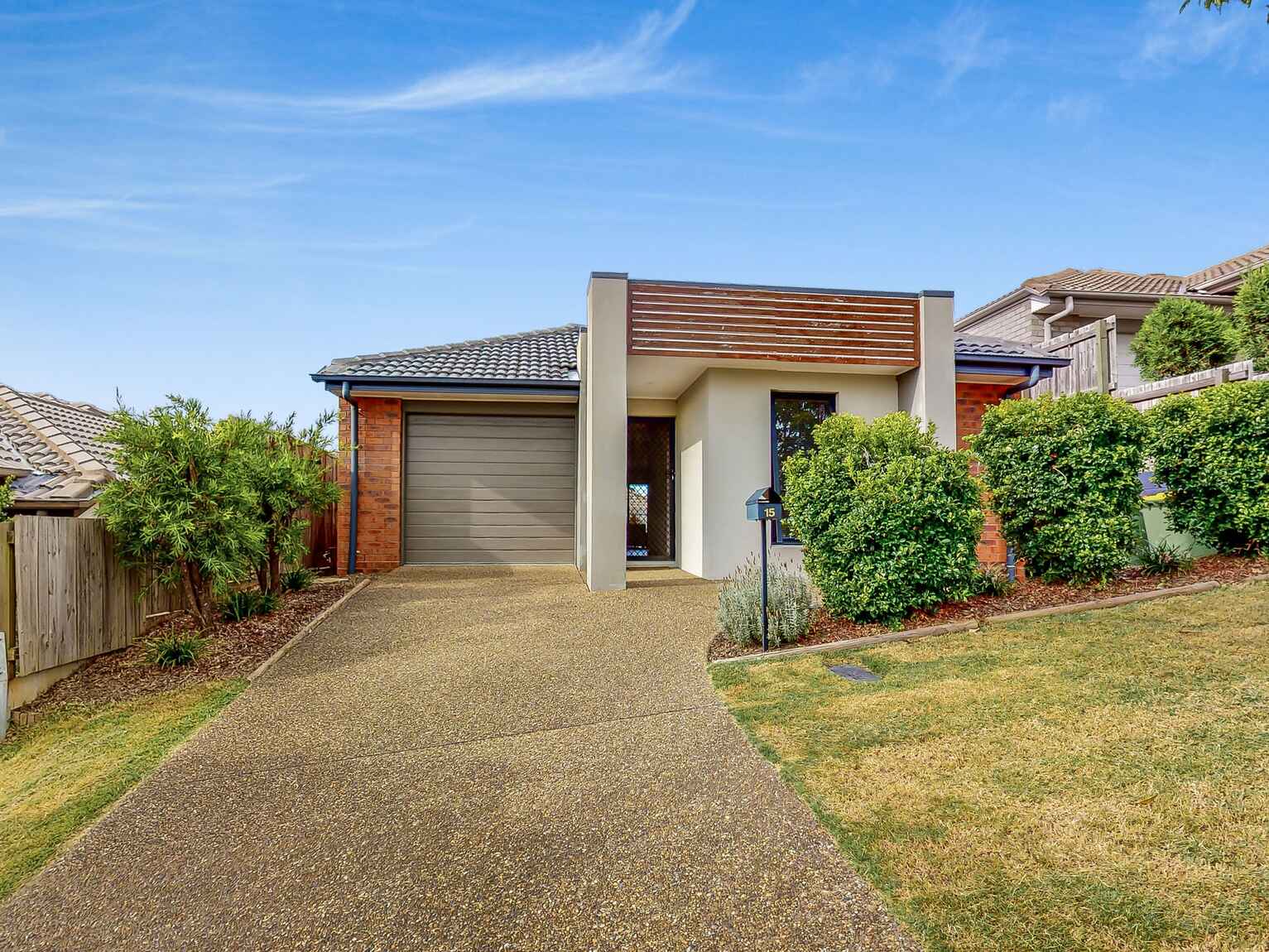 15 Mirage Avenue Springfield Lakes