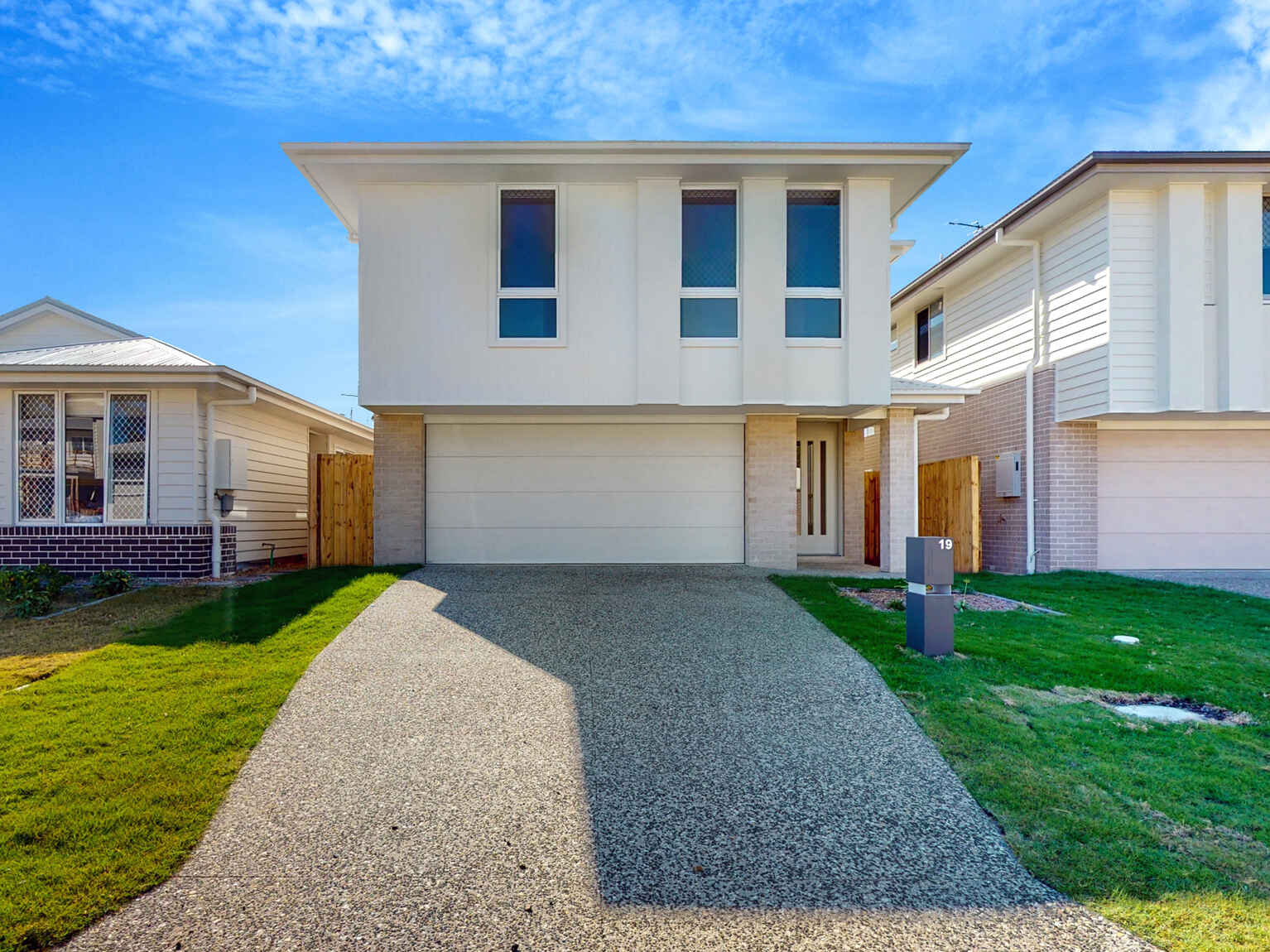 19 Ruchi Place Wynnum West