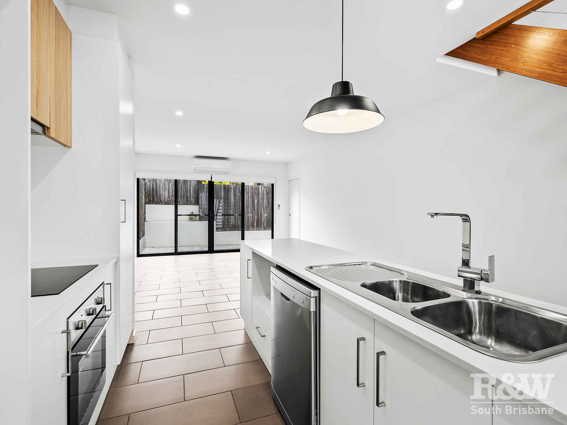 71 Salonica Road Carina Heights