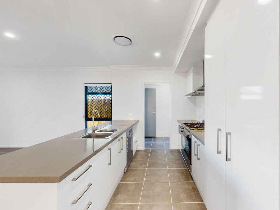 13 Viewpoint Street Pallara