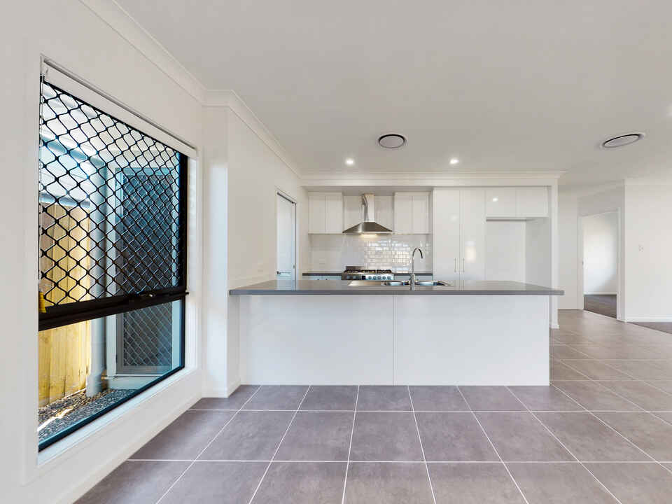 13 Viewpoint Street Pallara