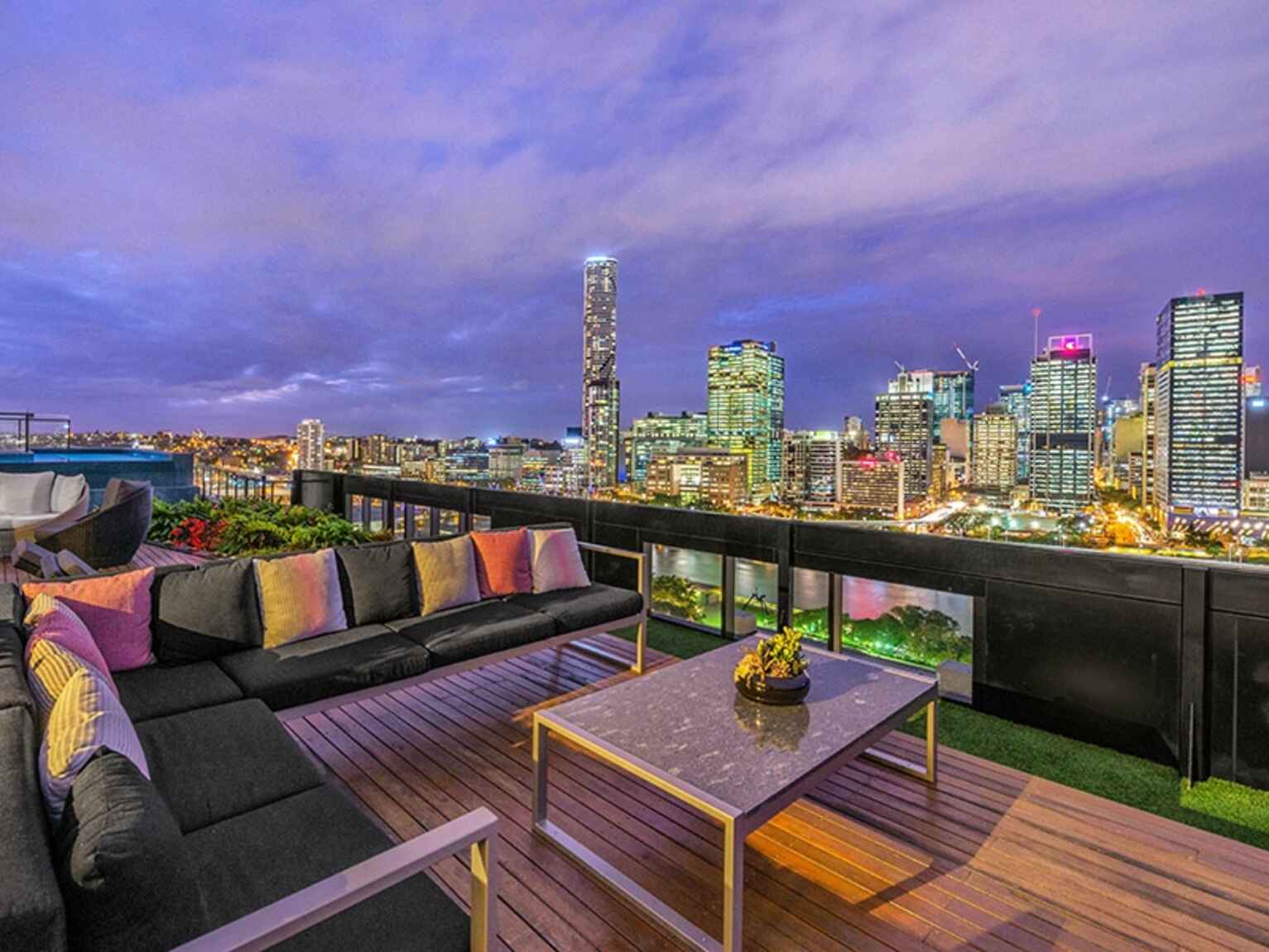 1606/77 Grey Street South Brisbane