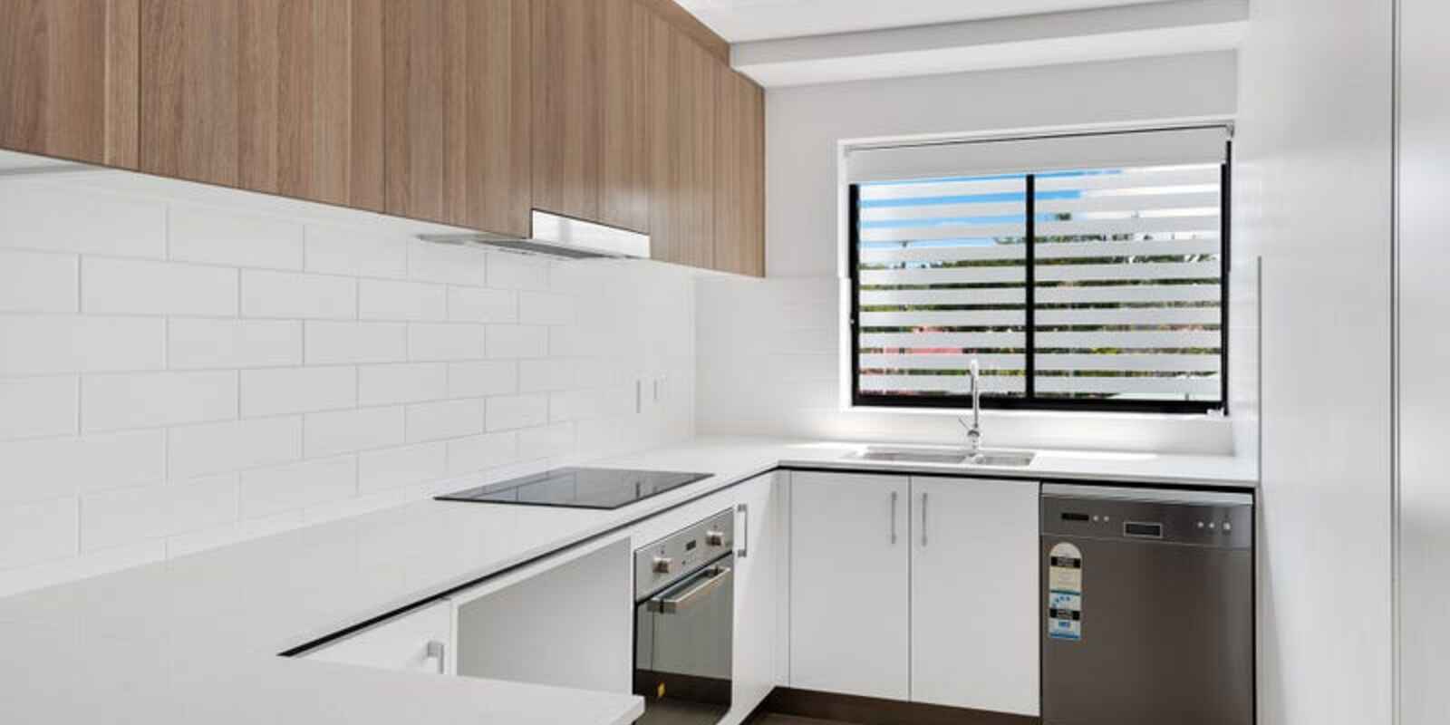 2/49 Northcliffe Street Murarrie