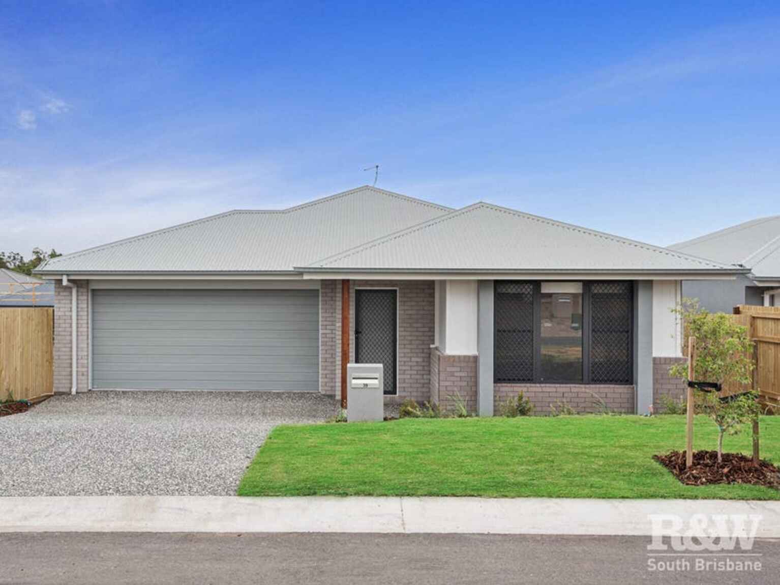 39 Tambor Crescent Pallara