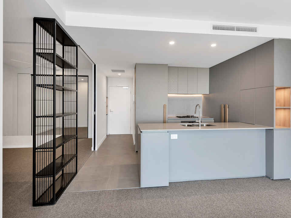 804/5 Waterloo Street East Brisbane