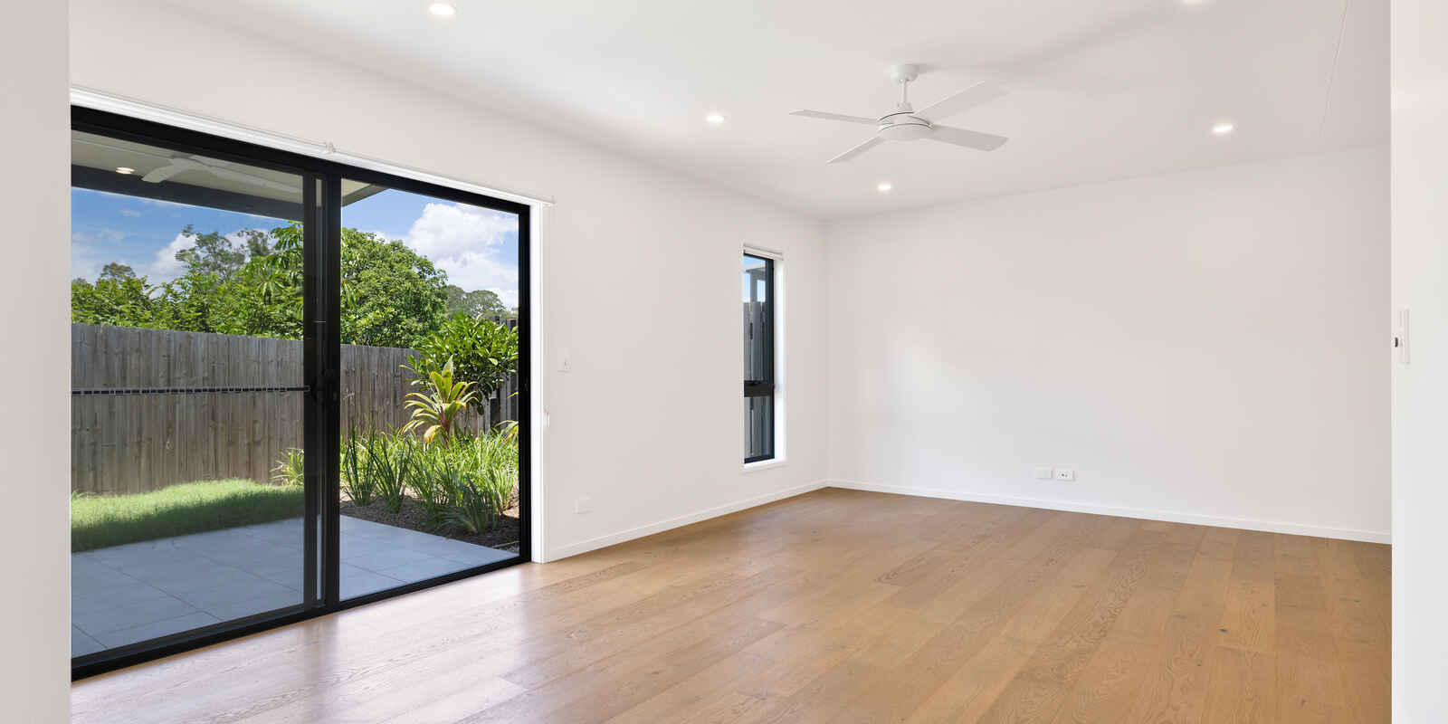 80/7 Lawrence Lyons Place Kenmore 80/7 Lawrence Lyons Place Kenmore