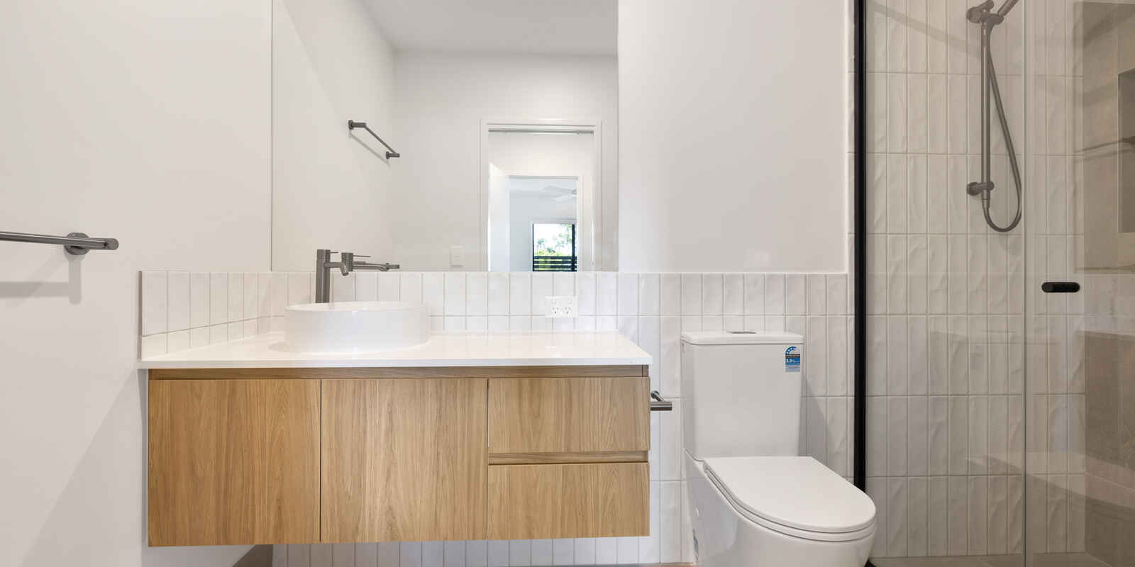 80/7 Lawrence Lyons Place Kenmore 80/7 Lawrence Lyons Place Kenmore