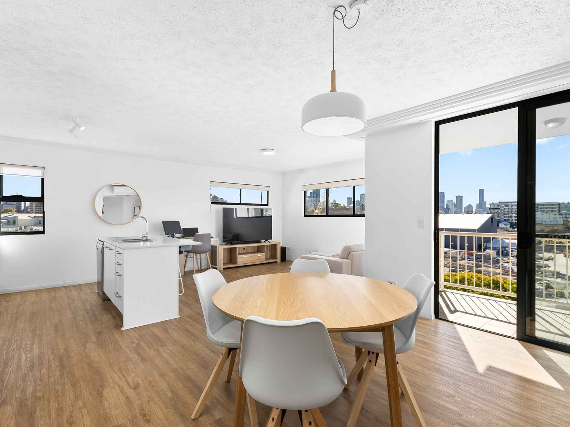 135/803 Stanley Street Woolloongabba