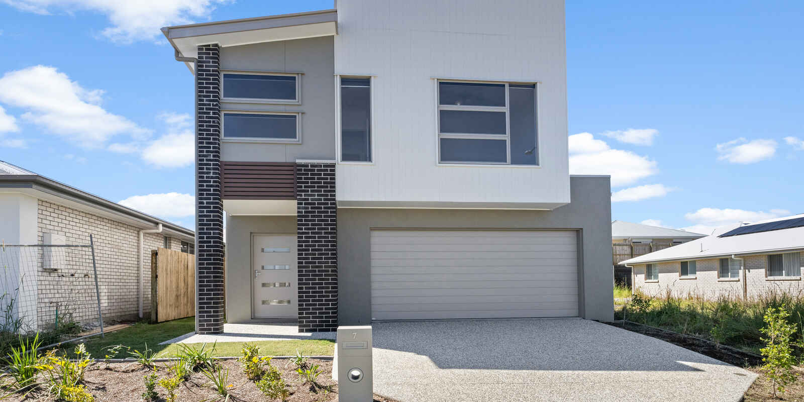 7 Blackwood Street Redland Bay