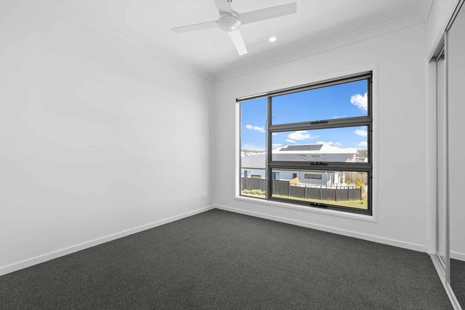 7 Blackwood Street Redland Bay