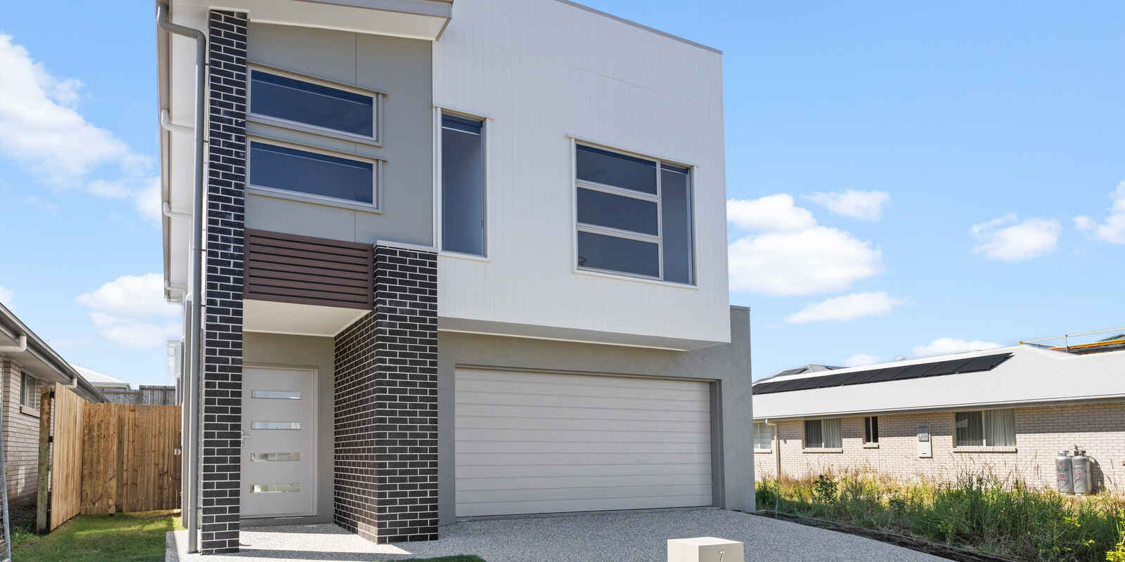 7 Blackwood Street Redland Bay