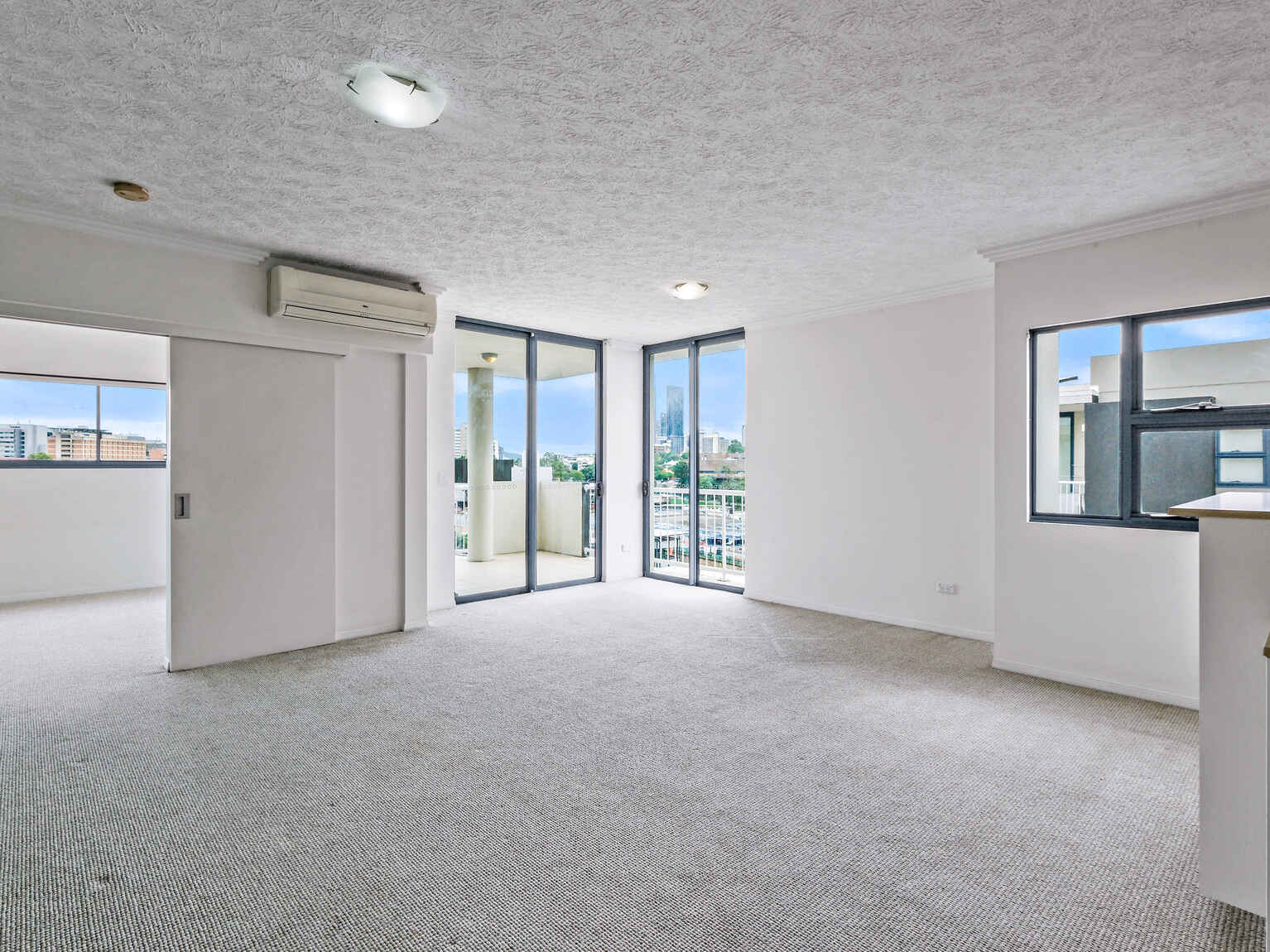 230/803 Stanley St Woolloongabba