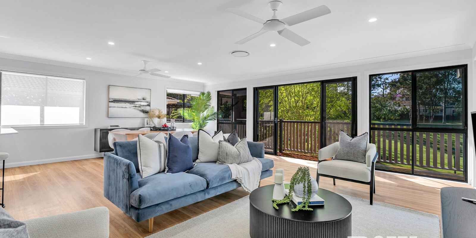 22 Parkway Place Kenmore