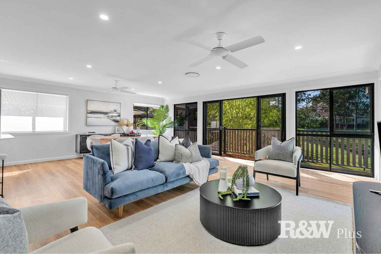 22 Parkway Place Kenmore