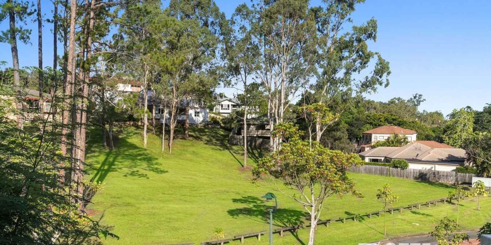 22 Parkway Place Kenmore