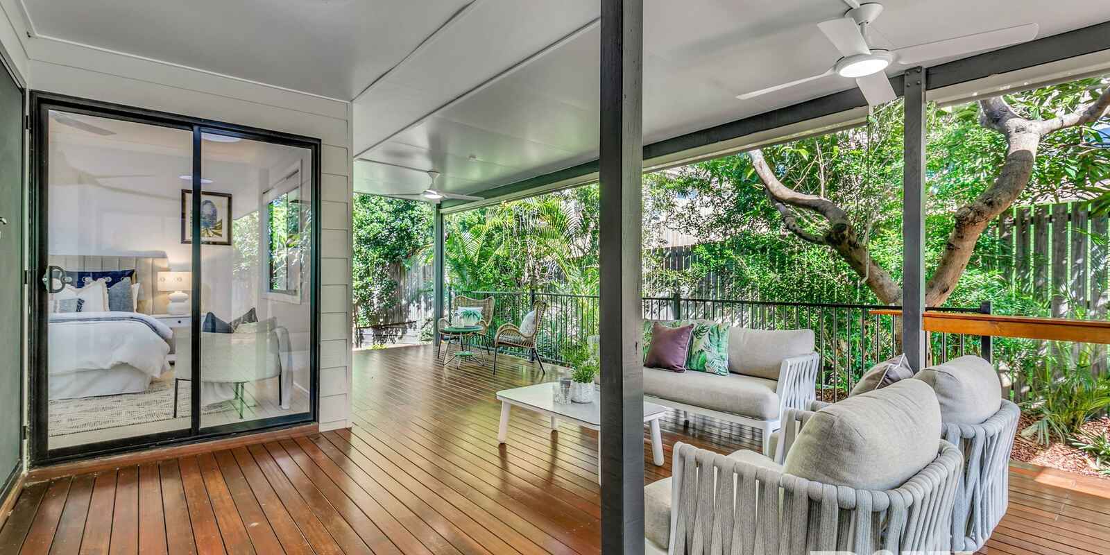 22 Parkway Place Kenmore