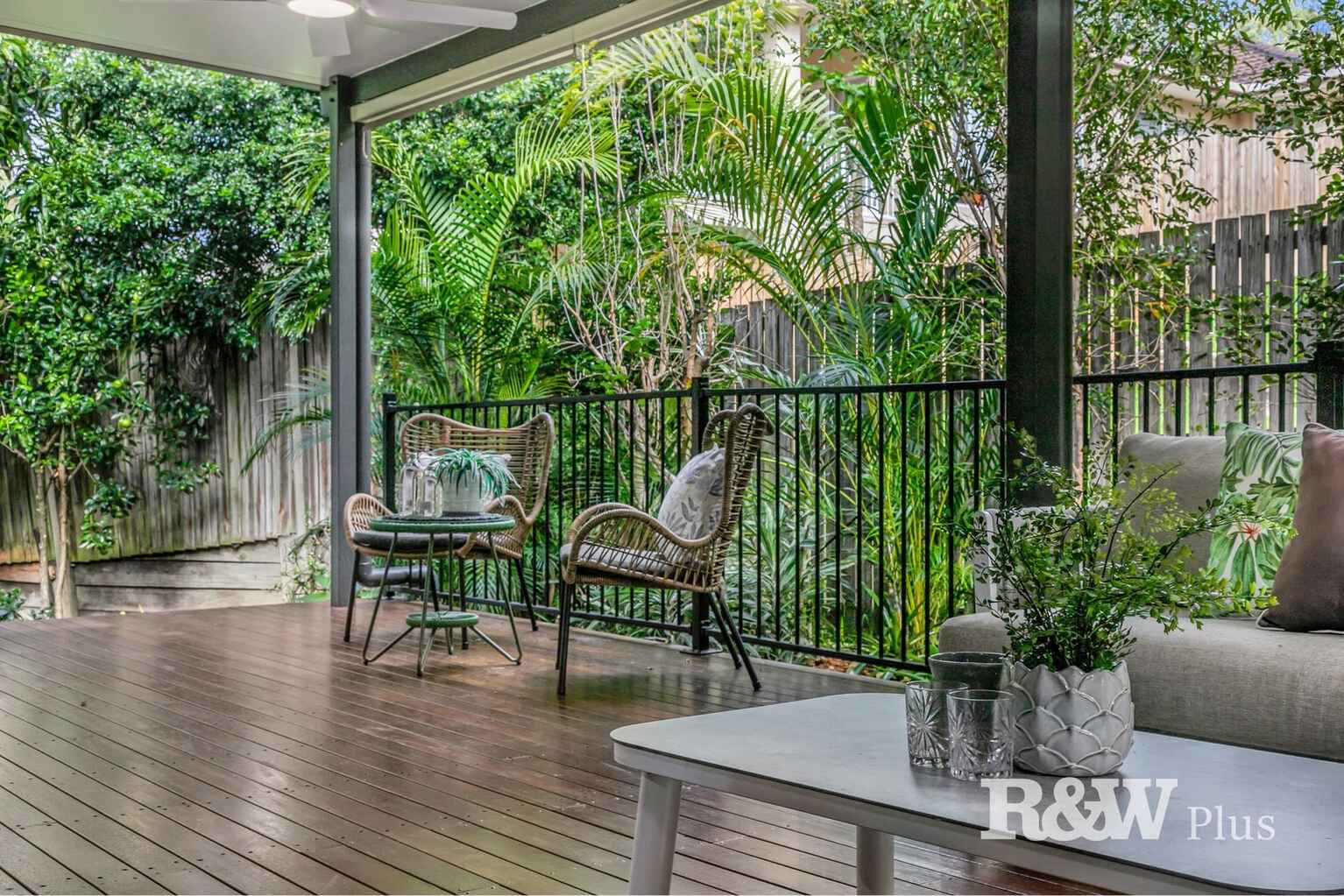 22 Parkway Place Kenmore