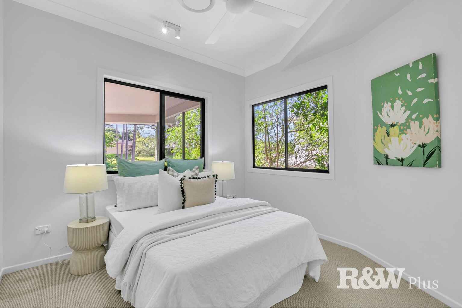 22 Parkway Place Kenmore