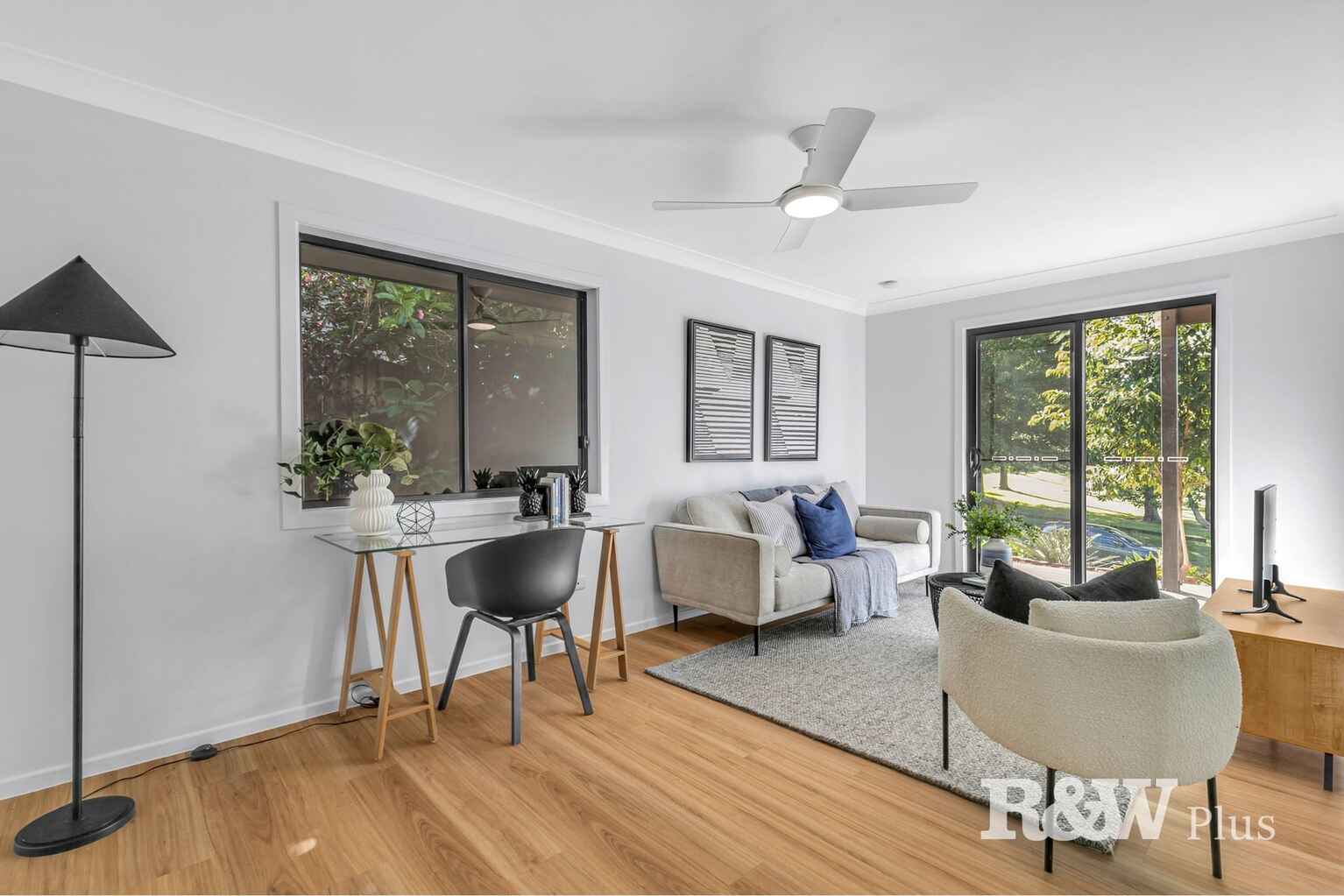 22 Parkway Place Kenmore