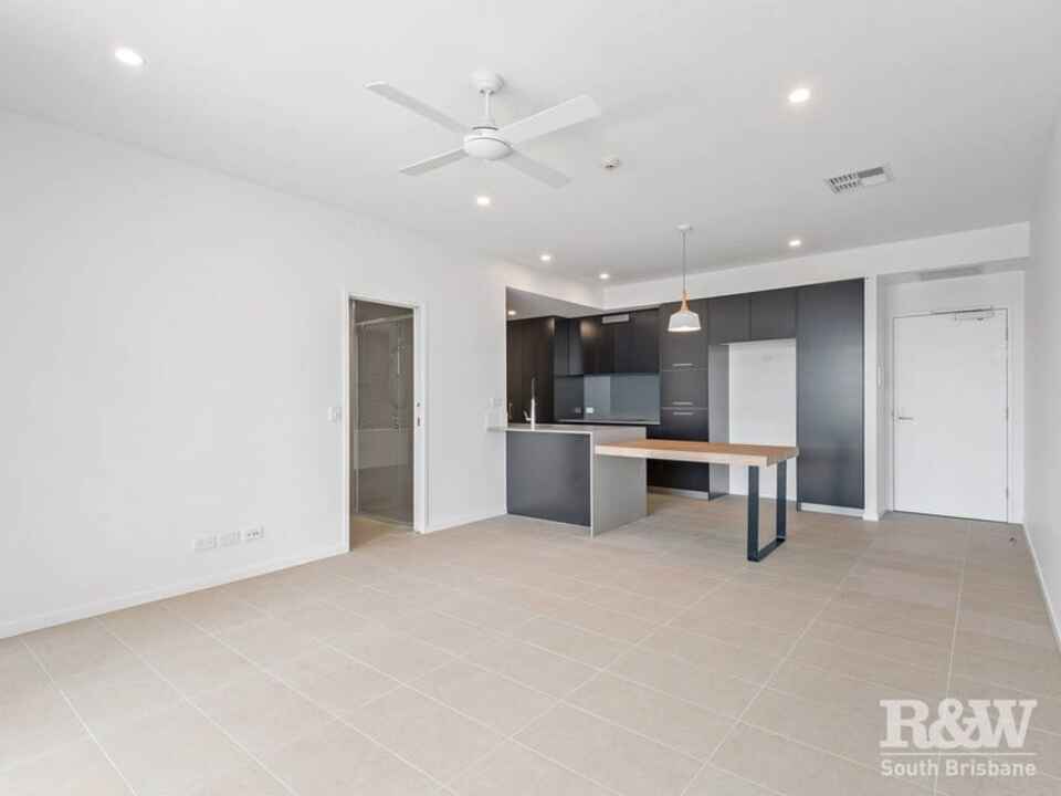 1303/39 Banya Street Bulimba