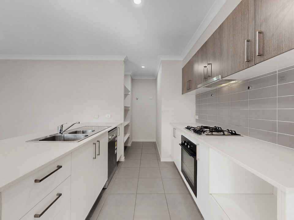 64 Tasman Boulevard Fitzgibbon
