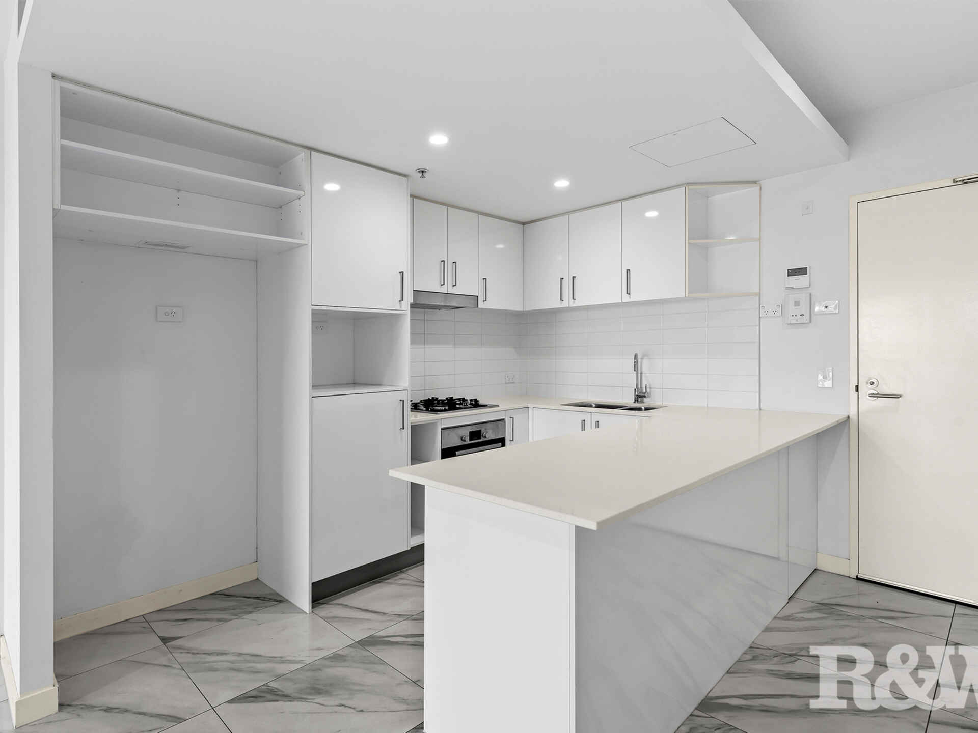 308/70-74 Carl Street Woolloongabba