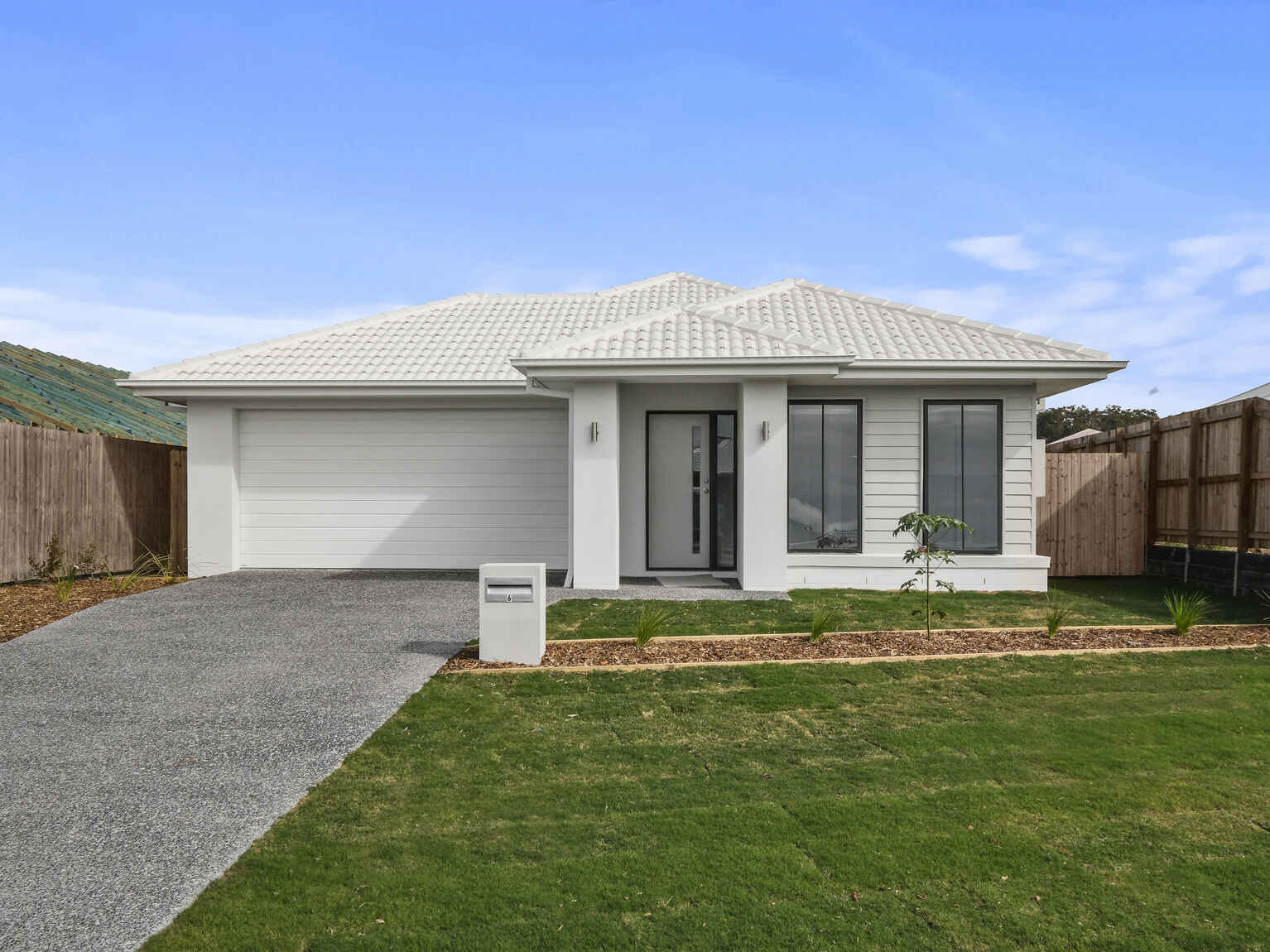 6 Fitzgerald Court Redland Bay