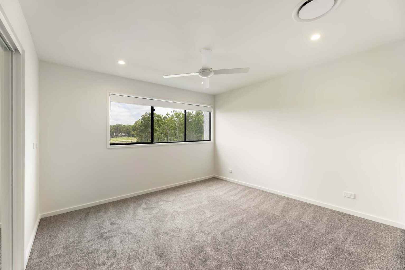 28/100 Champions Crescent Brookwater