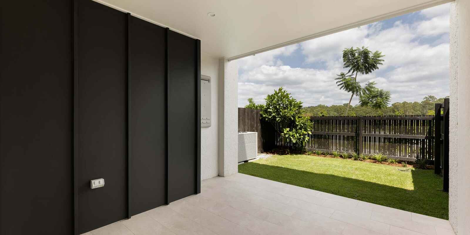 28/100 Champions Crescent Brookwater